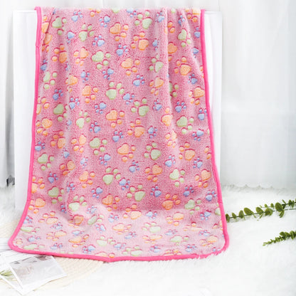 Soft Fluffy High Quality Pet Blanket Flannel Dog Sleep Blanket Paw Print Pattern Hamster Mat Warm Comfortable Cat Dog Blankets