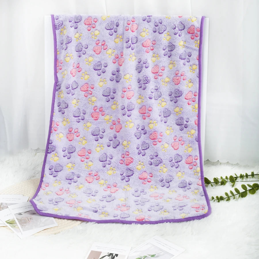 Soft Fluffy High Quality Pet Blanket Flannel Dog Sleep Blanket Paw Print Pattern Hamster Mat Warm Comfortable Cat Dog Blankets
