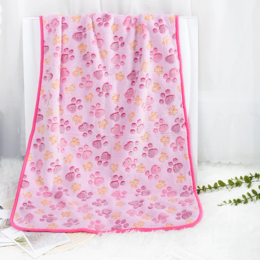 Soft Fluffy High Quality Pet Blanket Flannel Dog Sleep Blanket Paw Print Pattern Hamster Mat Warm Comfortable Cat Dog Blankets