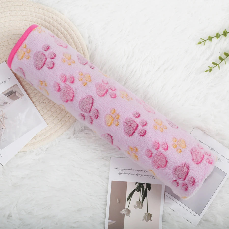 Soft Fluffy High Quality Pet Blanket Flannel Dog Sleep Blanket Paw Print Pattern Hamster Mat Warm Comfortable Cat Dog Blankets