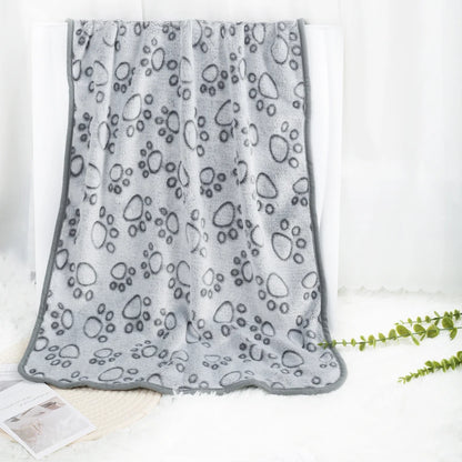 Soft Fluffy High Quality Pet Blanket Flannel Dog Sleep Blanket Paw Print Pattern Hamster Mat Warm Comfortable Cat Dog Blankets